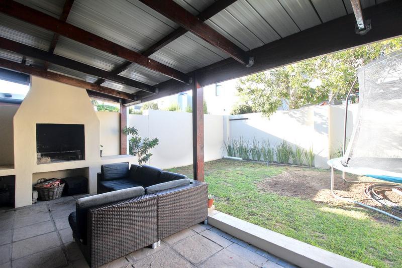 3 Bedroom Property for Sale in Kelderhof Country Village Western Cape